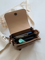 Simple crossbody bag