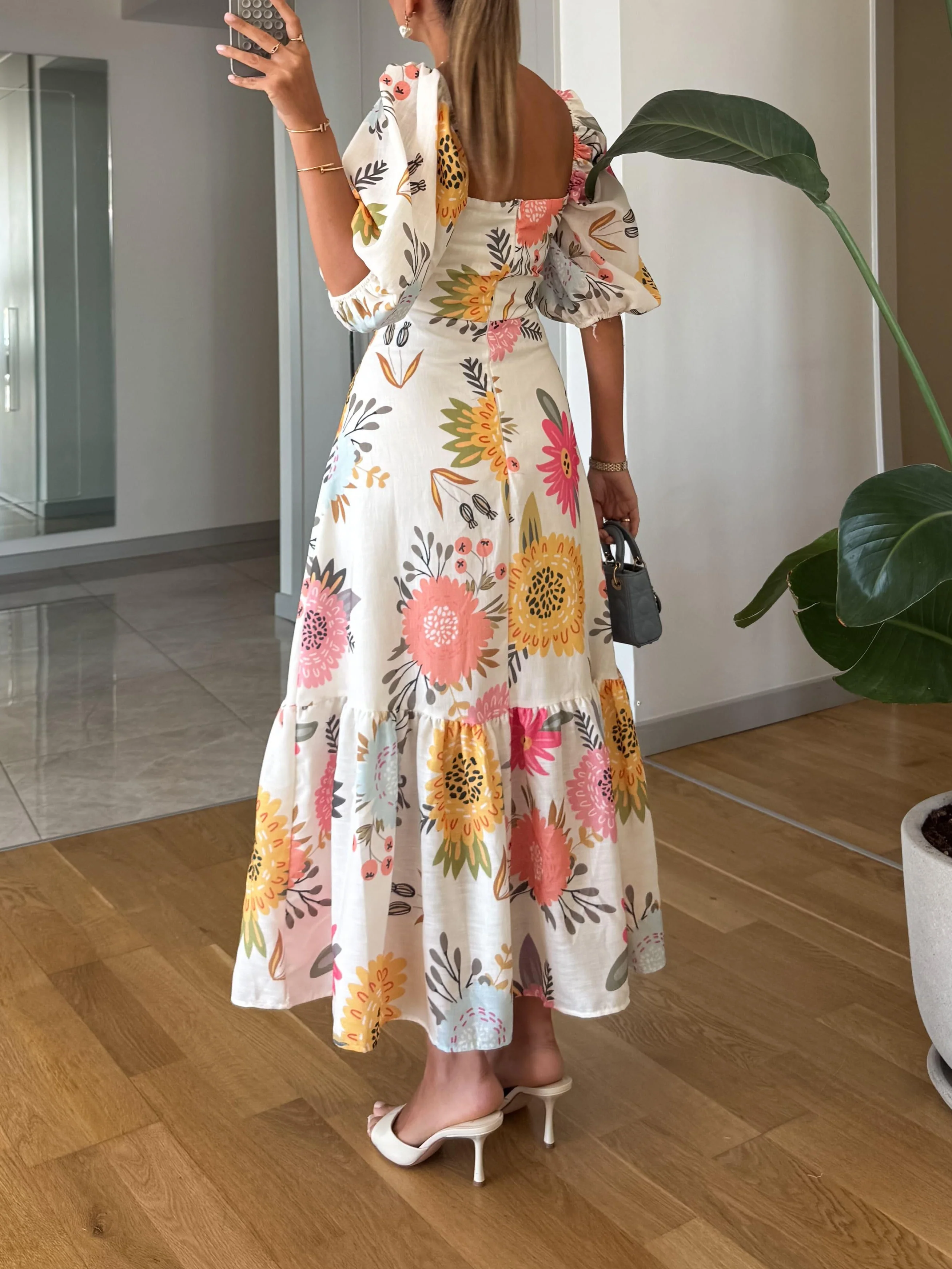 Chic Floral Print Square Neck Dress