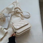 Simple crossbody bag